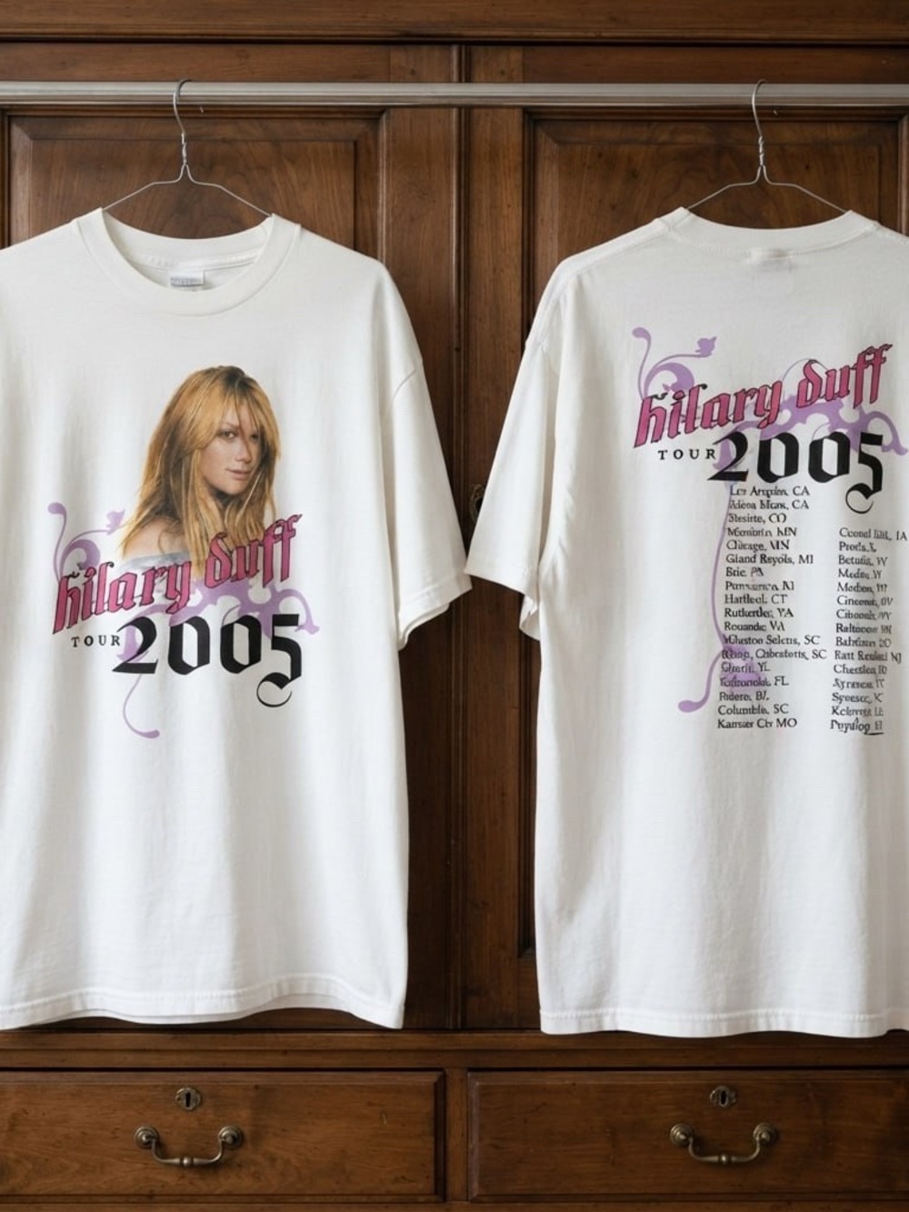 Hilary Duff 2005 Tour White Graphic Short Sleeve Tee